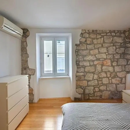 Duplex With Terrace In The * Split
